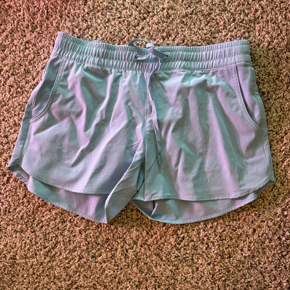 Eddie Bauer departure shorts XS BNWT